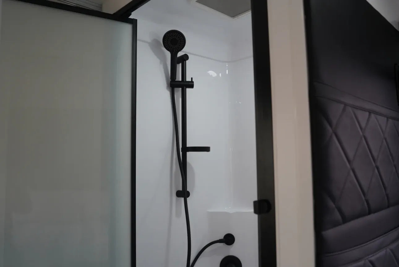 22FT6 Xplorer Platinum