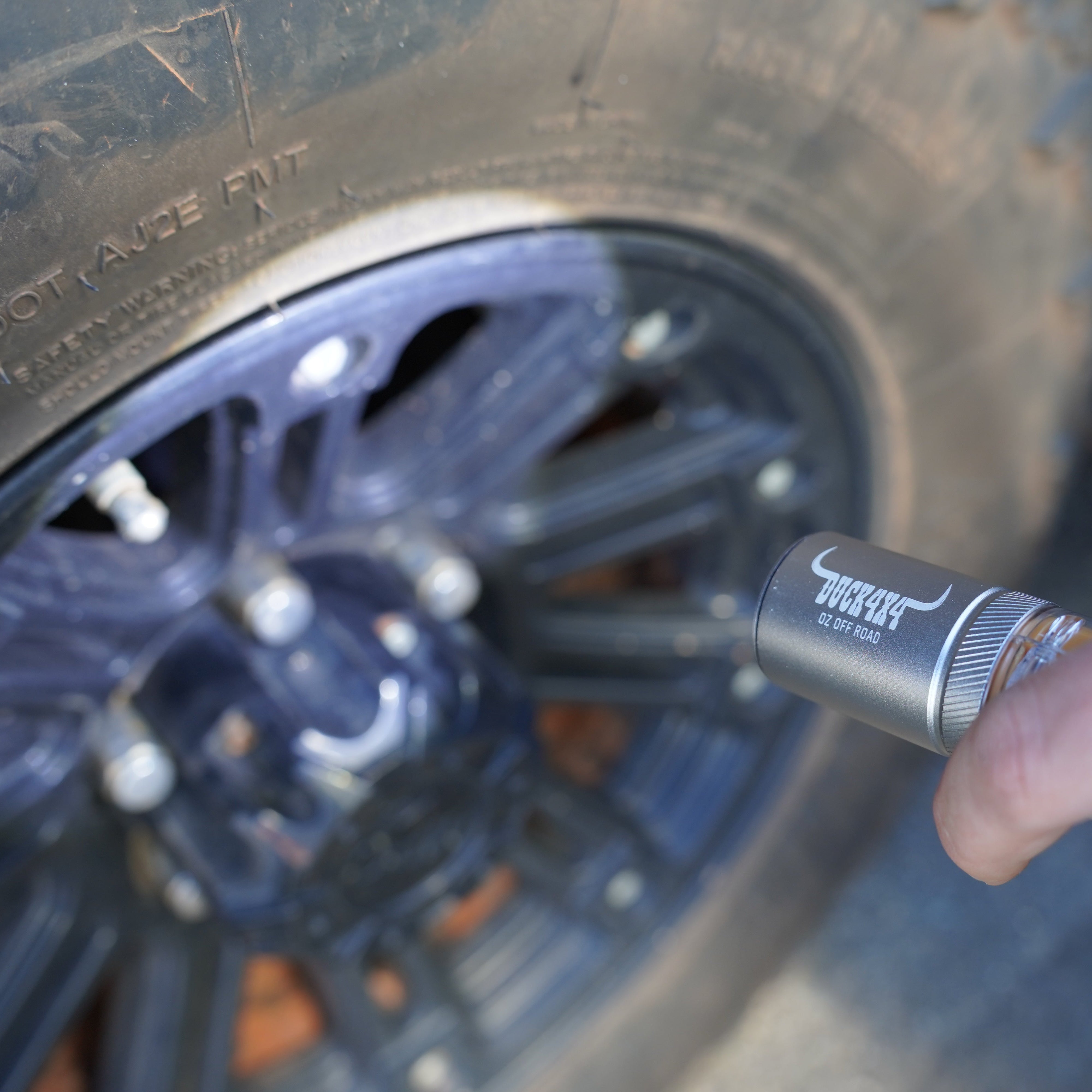 DUCK4X4 Essential Camping Light