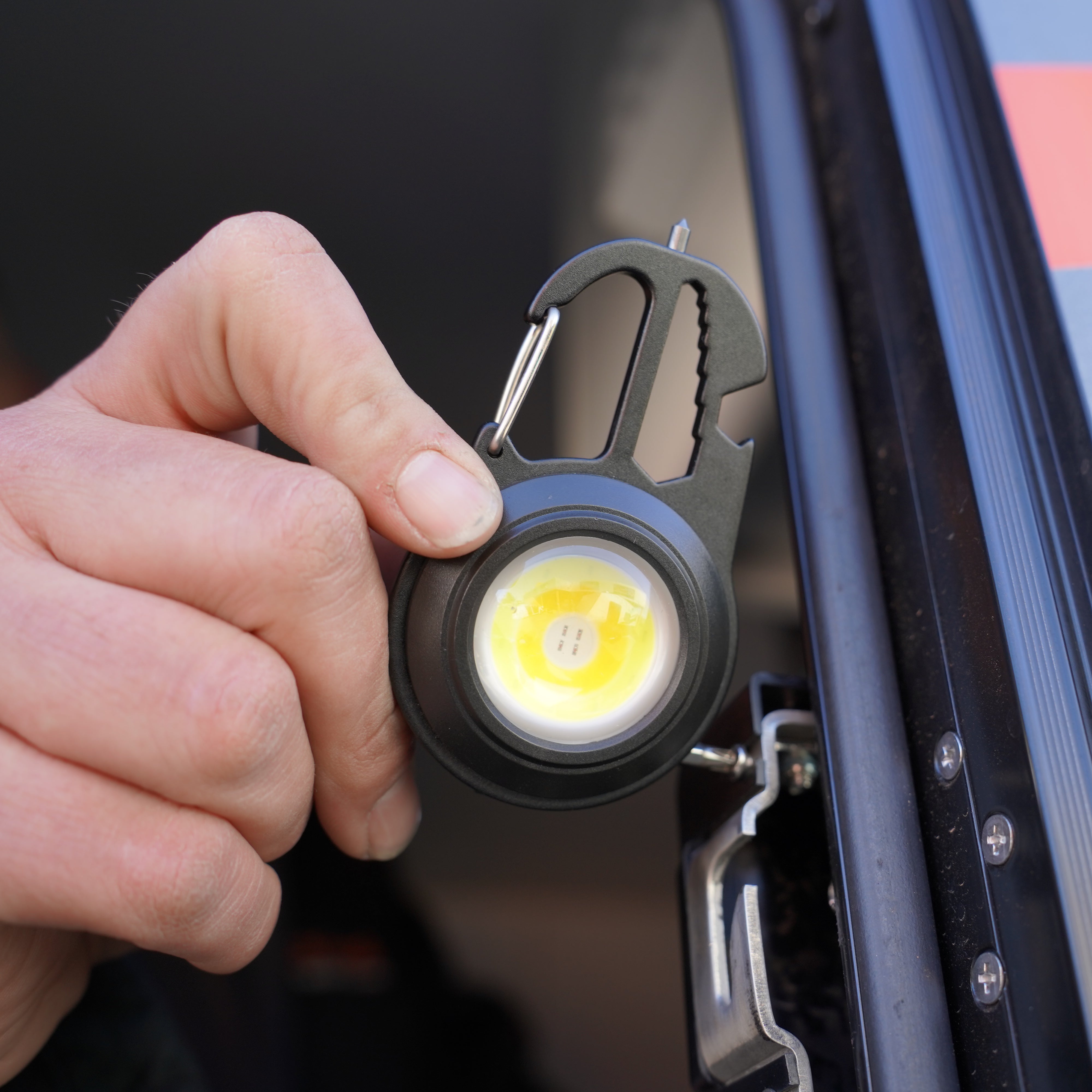 DUCK4X4 Smart Keychain Light