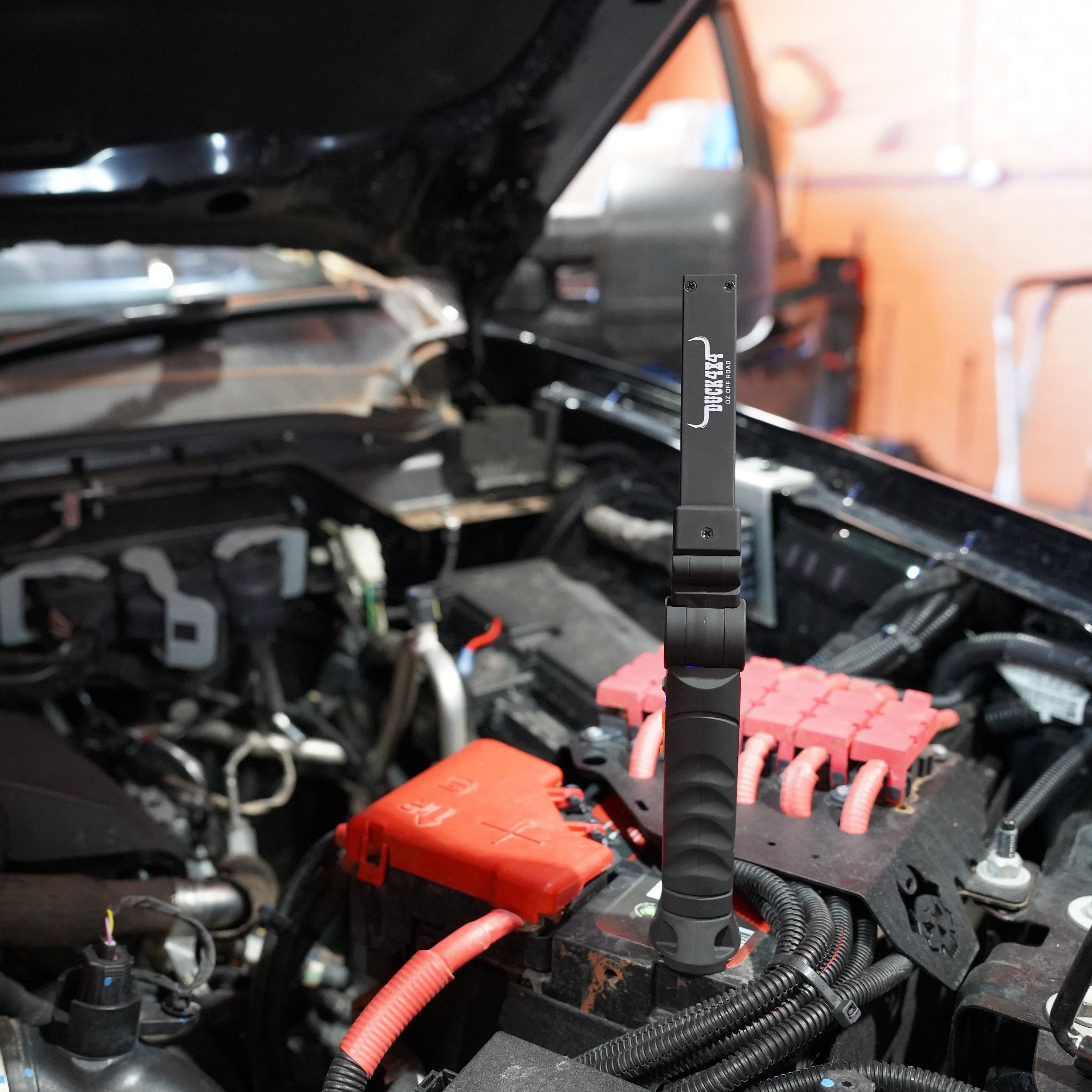 DUCK4X4 Mechanic Folding Work Light