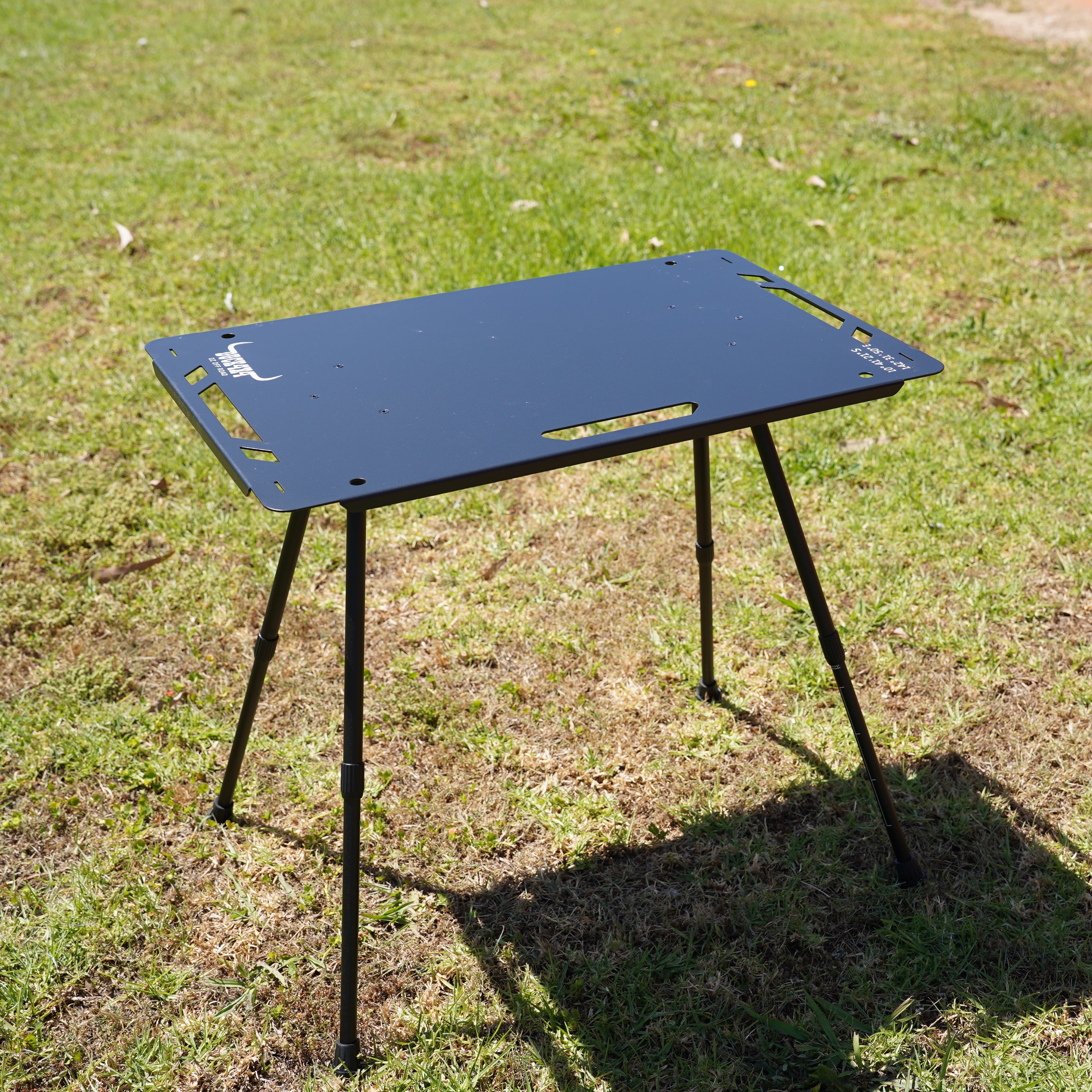 DUCK4X4 Small Top End Table