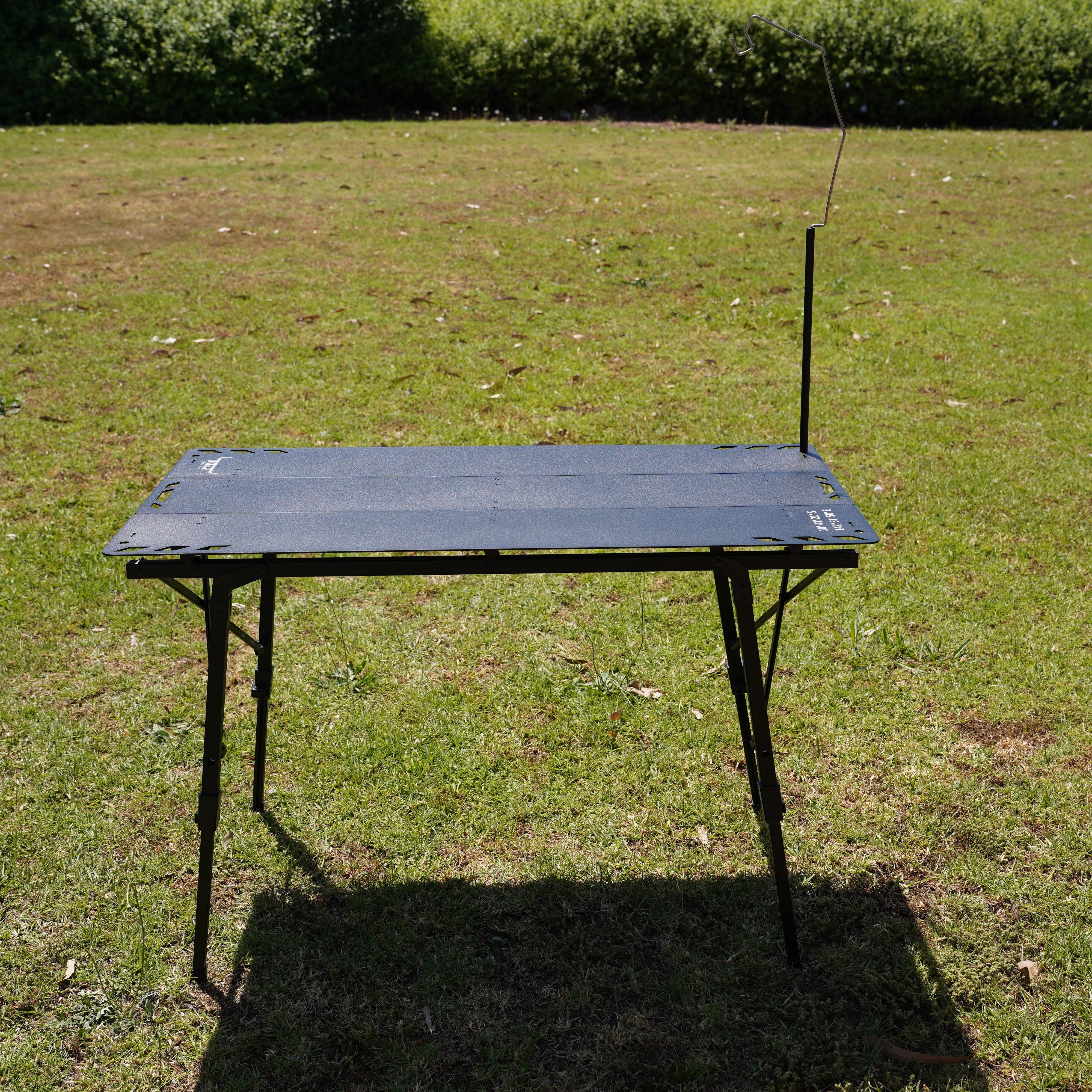 DUCK4X4 Large Top End Table