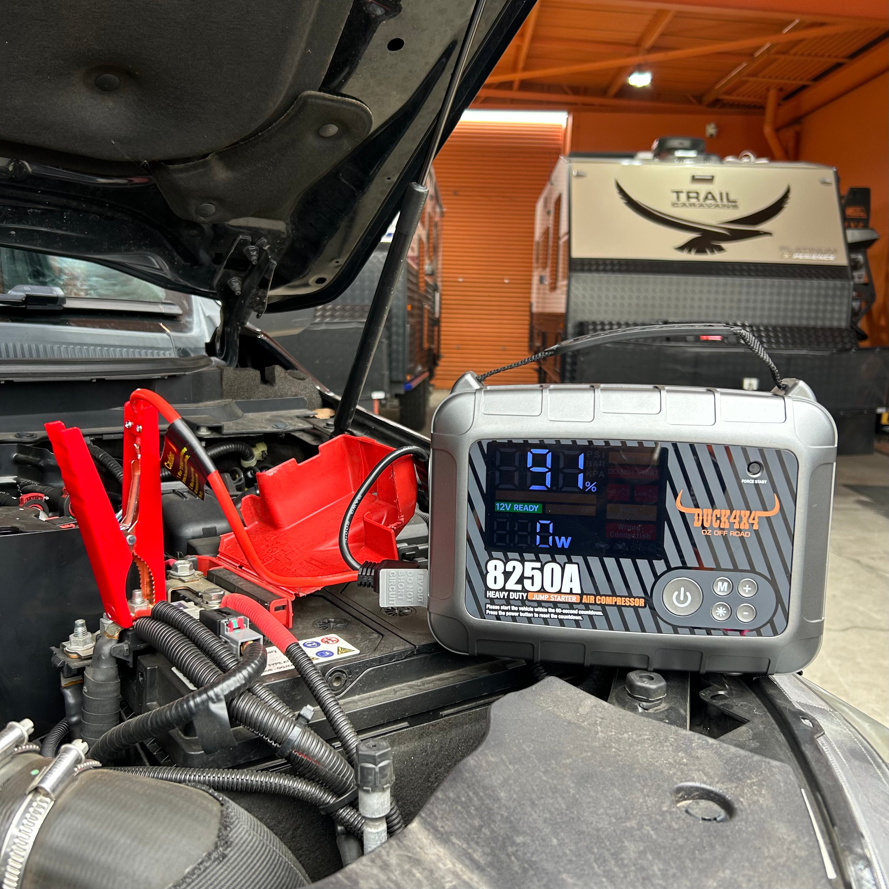 DUCK4X4 Jump starter with Air Compressor / Power Bank / Torch - 32000MAH