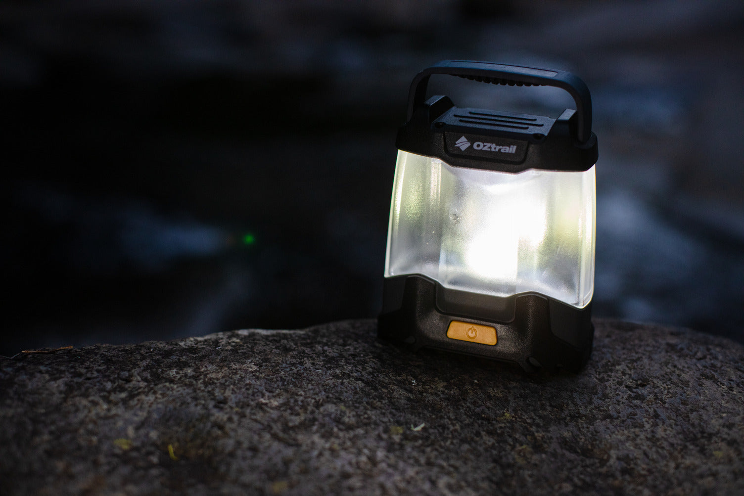 Lumos 200 Panel Lantern