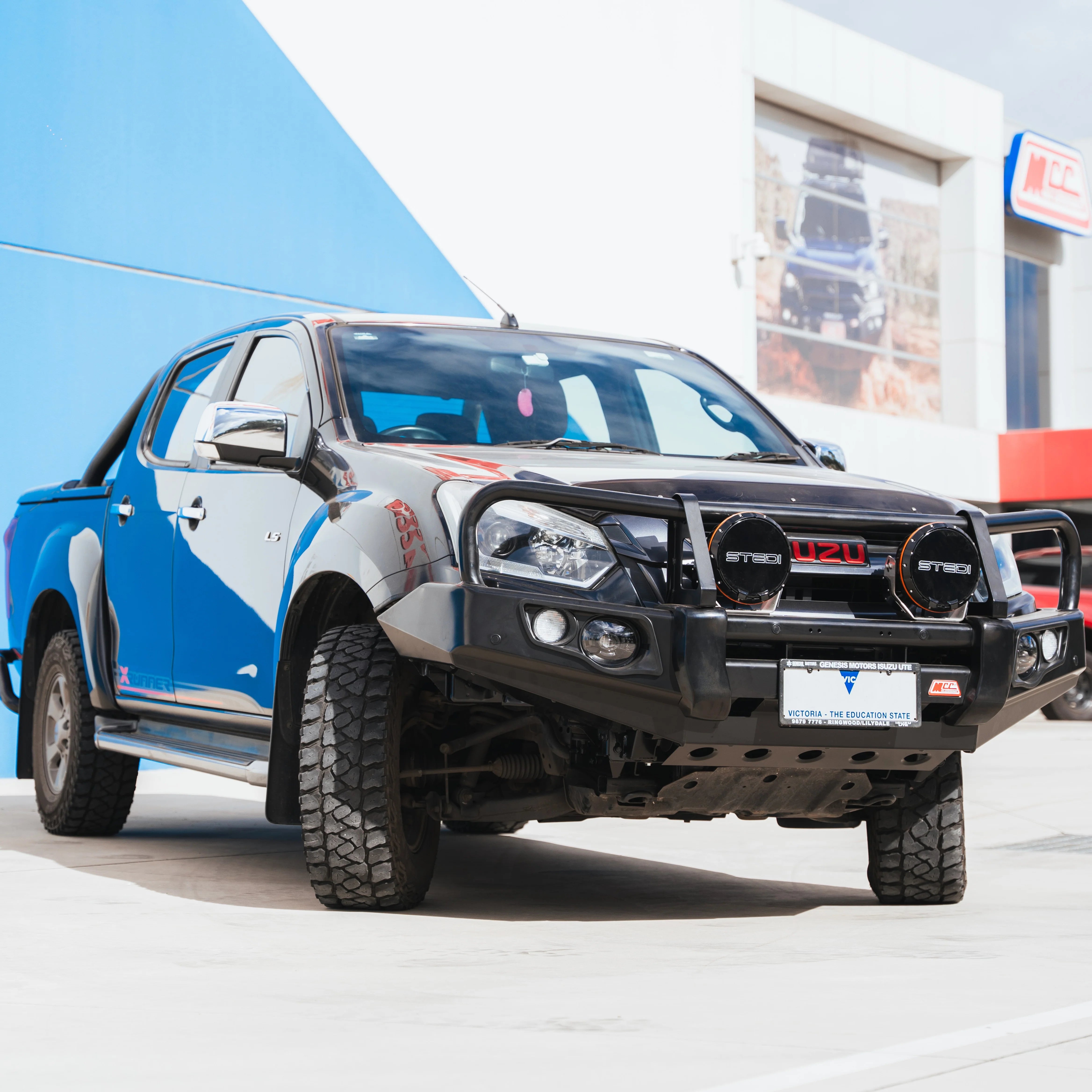 Isuzu Dmax 17-on/mu-x 17-onface Lift - 707-02 Falcon A-frame+fog+up+bracket