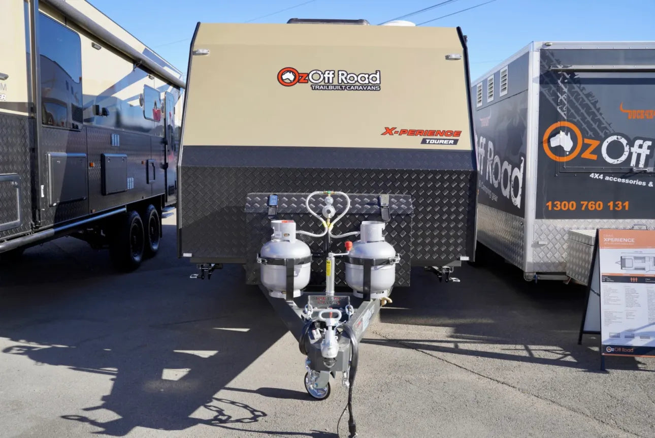 20FT8 Xperience Tourer Semi Off-Road