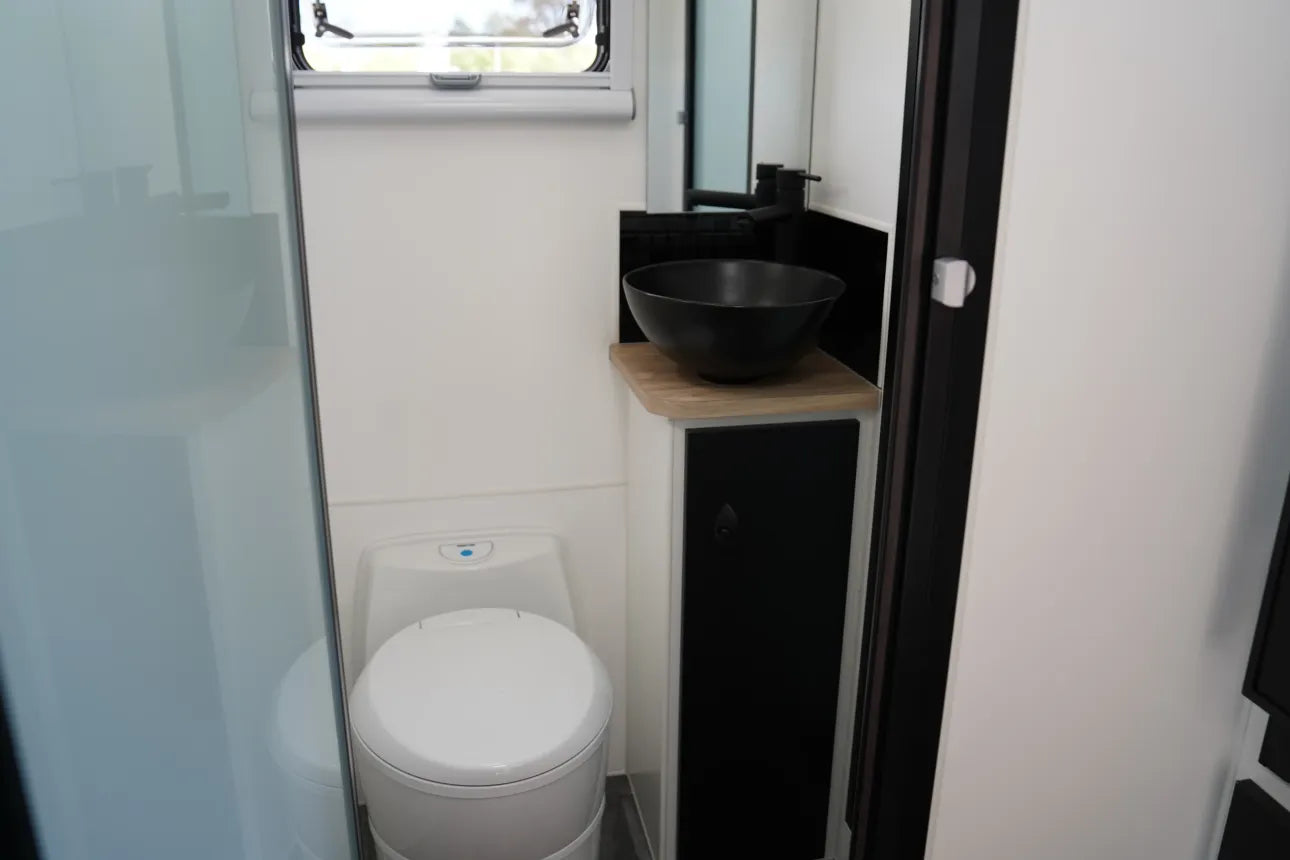 18FT6 Xplorer Platinum Edition